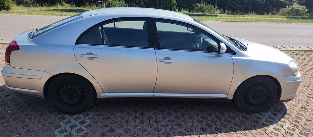 Toyota avensis T25