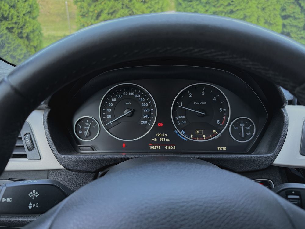BMW 318D F30 2017