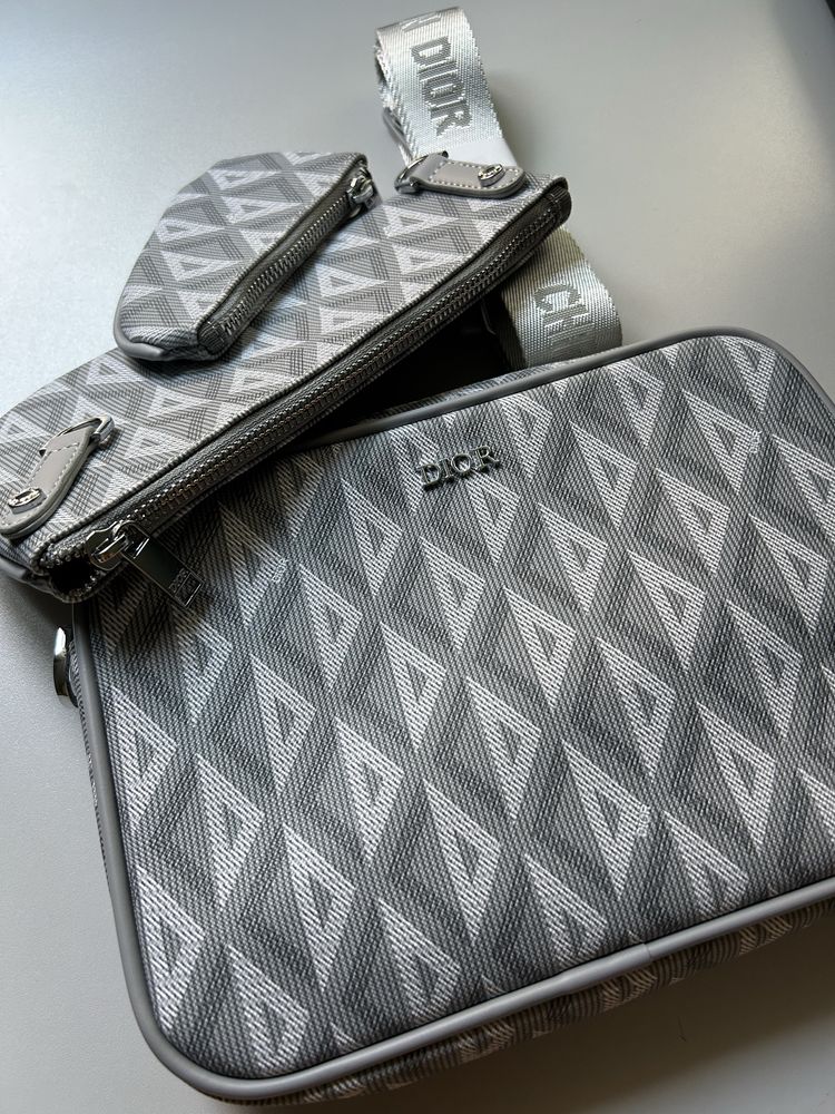 Dior Чанта.