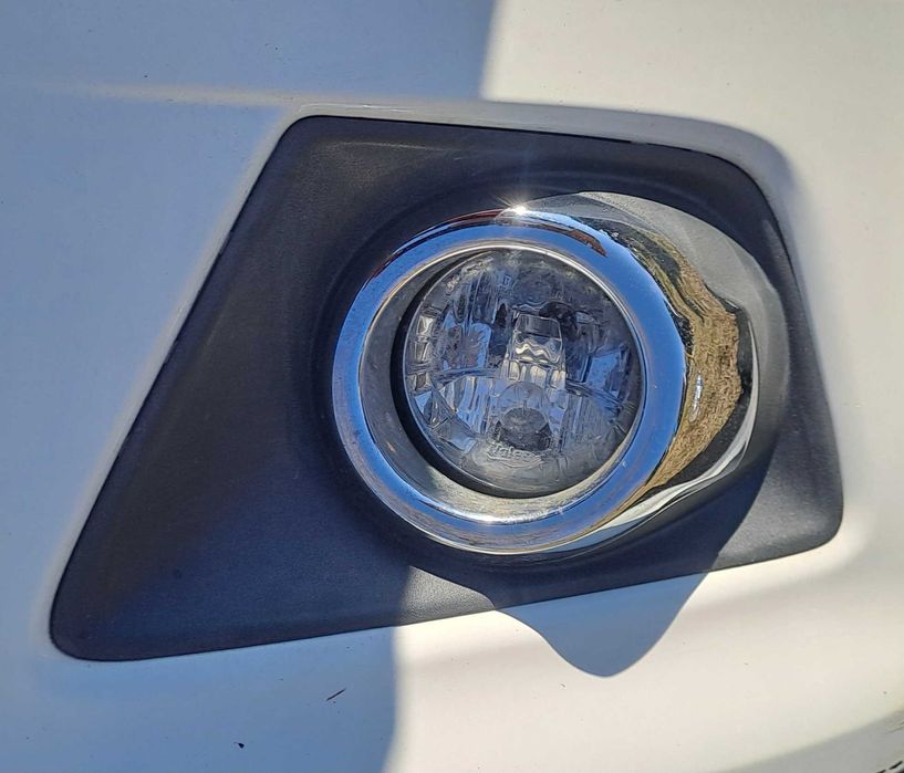 Централна решетка и халогени с капаци от FORD ECOSPORT 1.0 125К.С