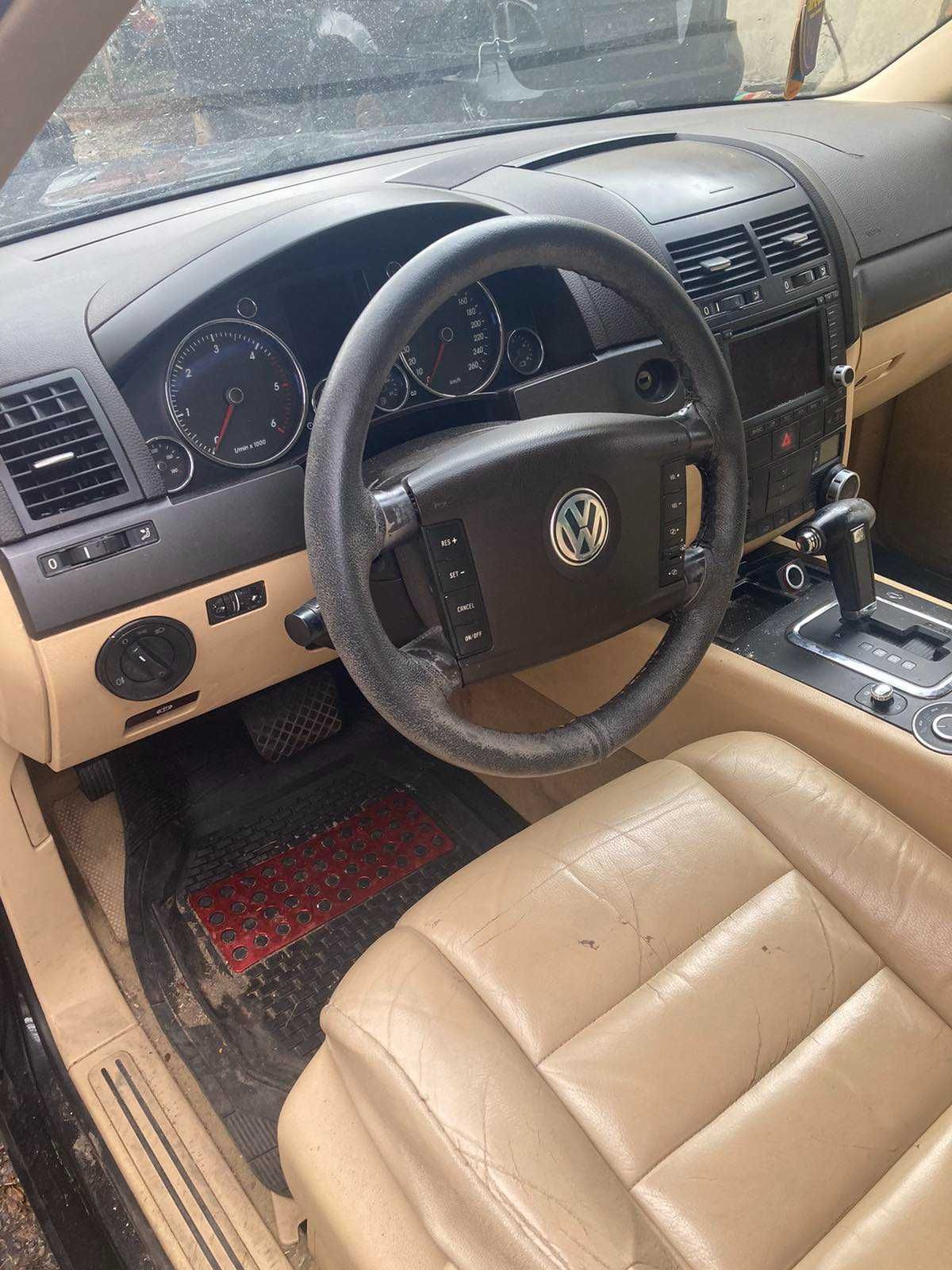 Vw Touareg 2.5 R5 ,174 к.с. автомат , 60 броя на части