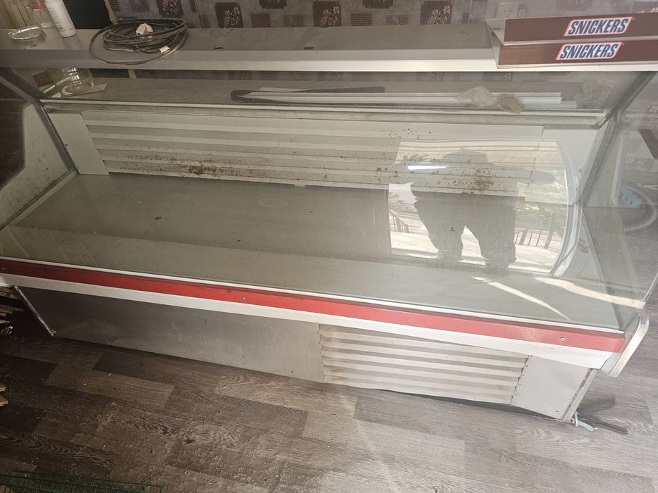 Ветринный холодильник