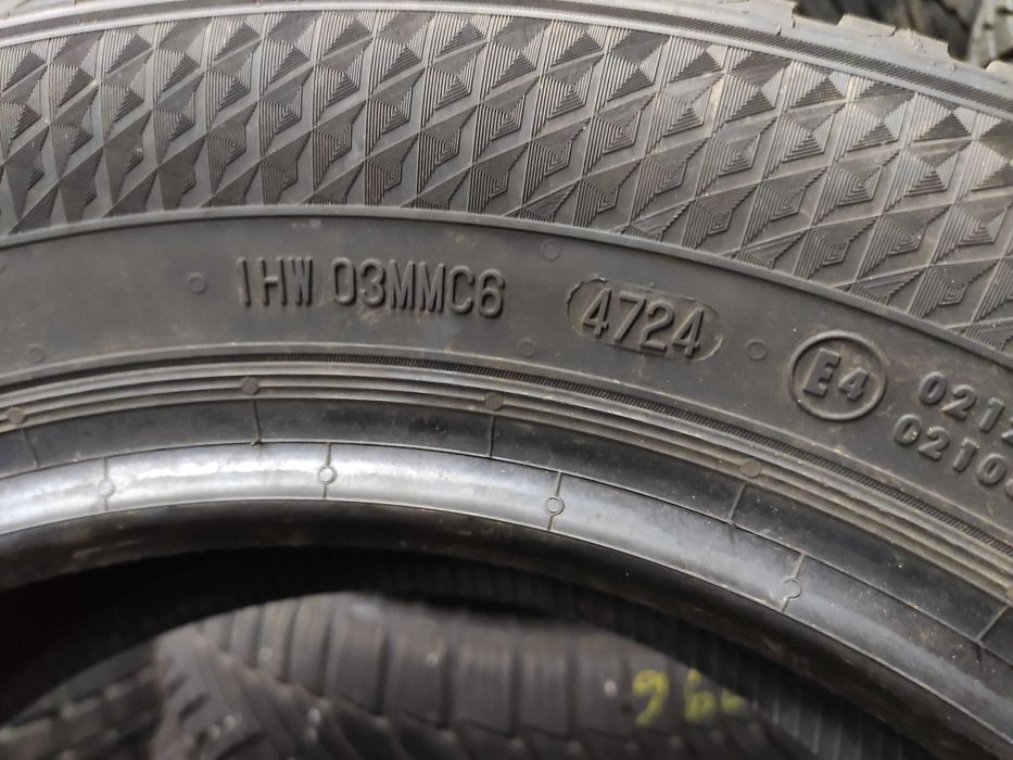 2бр Всесезонни гуми 185 65 15 - Semperit - DOT 2024 -
