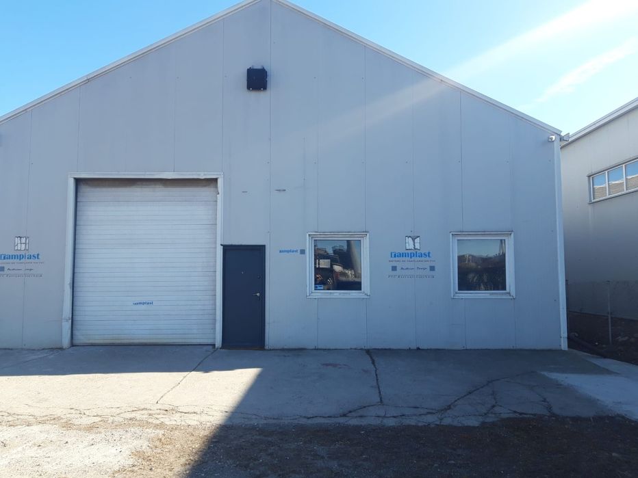 Închiriez hala industriala