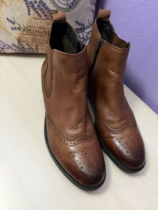 Botine superbe,piele naturala