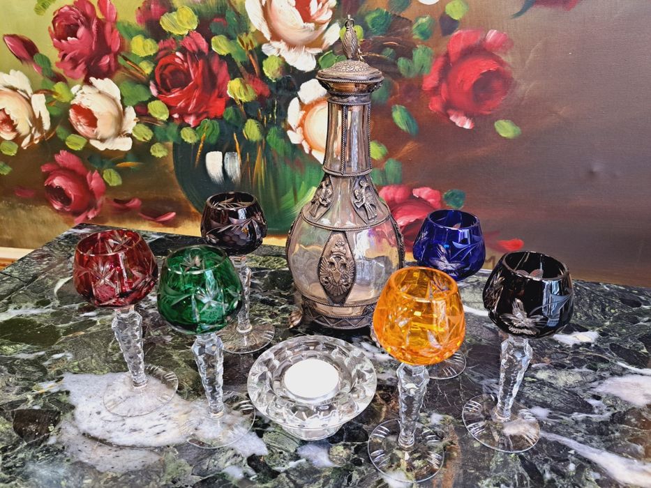 Комплект цветни кристални чаши