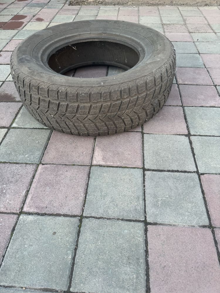 Продаю шины всесезонка