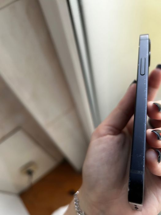 Iphone 12 mini       .