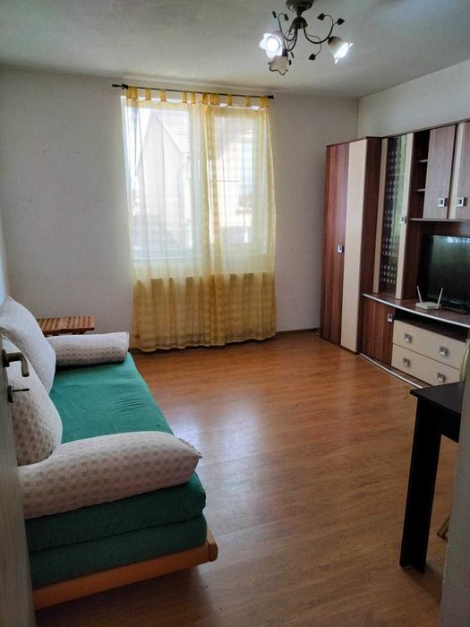 Proprietar, inchiriez