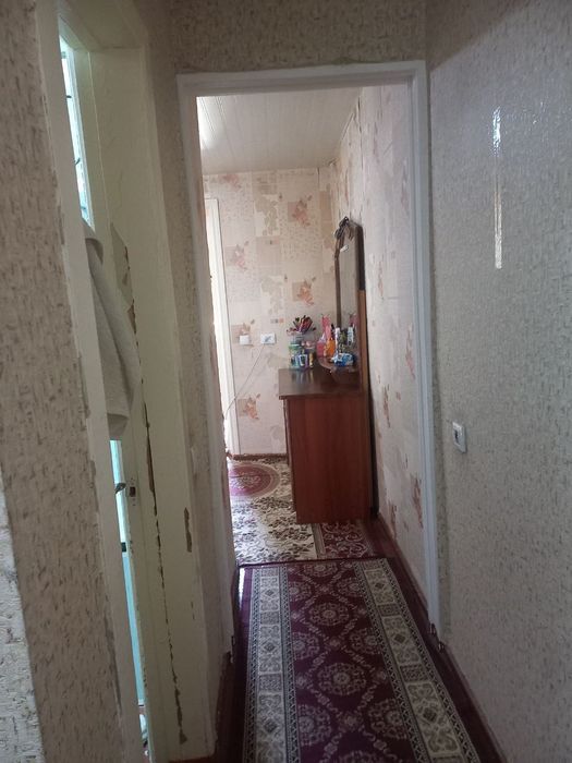 Продается квартира 1/4/4 на массиве ТТЗ-1 
Мирзо Улугбекский район
ТТЗ