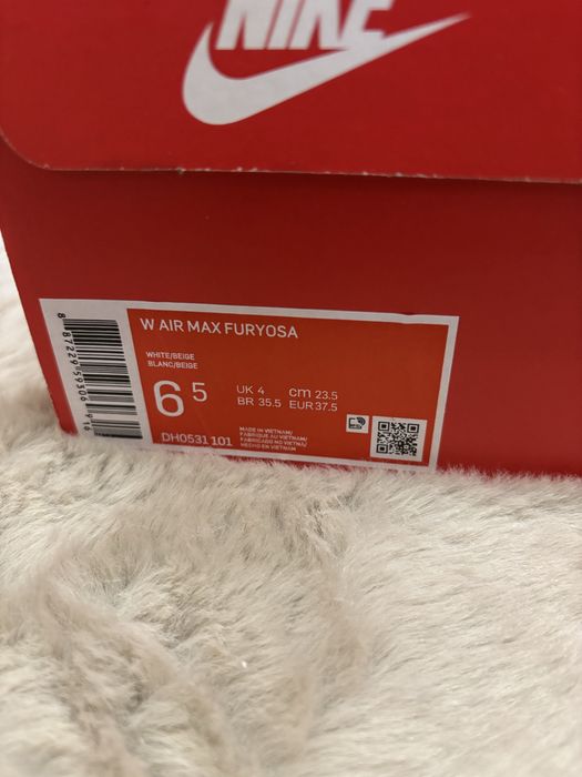 Маратонки Nike Furyosa