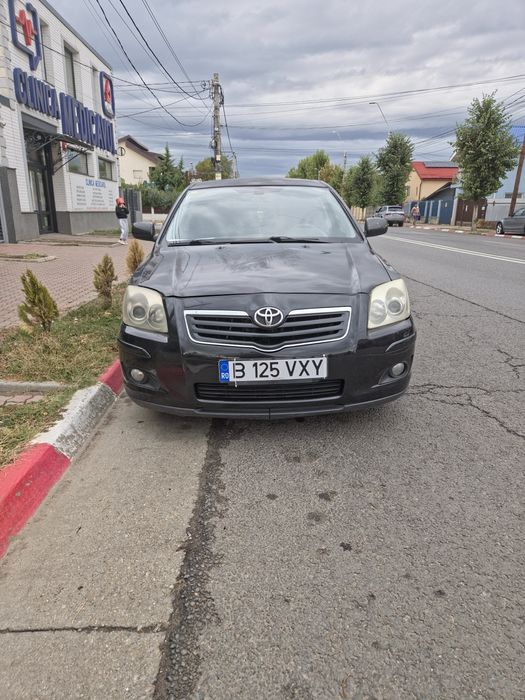 De vanzare toyota avensis