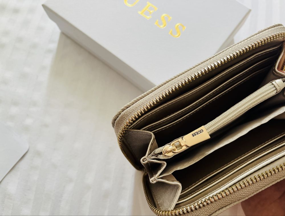 Портмоне Guess LAUREL Wallet