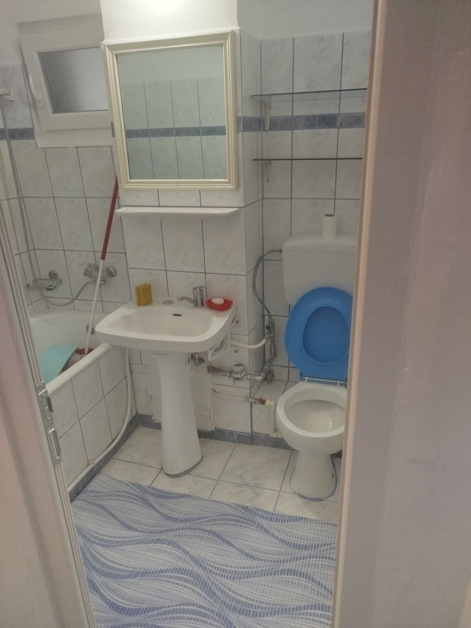 De închiriat 2 camere