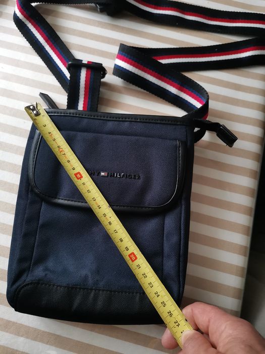 Vand geanta TOMMY HILFIGER marime mica