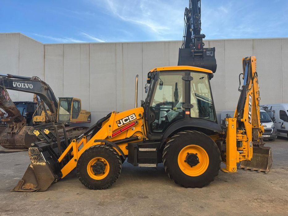 Vand buldoexcavator jcb 3cx