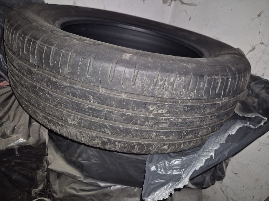 Cauciucuri 215/60 R 17