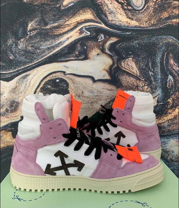 adidasi off white court 3.0