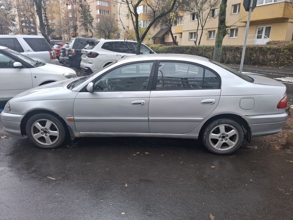 Toyota Avensis T22 1.6 VVTI