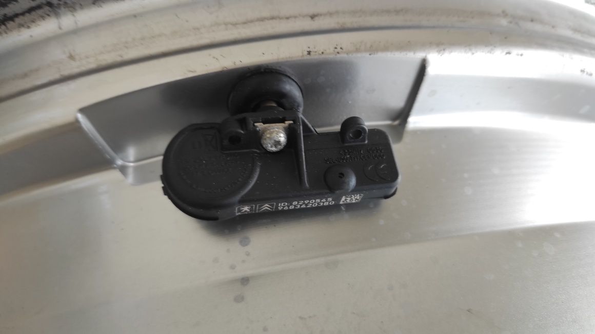 Оригинални джанти за Ситроен 4х108 18 цола, TPMS