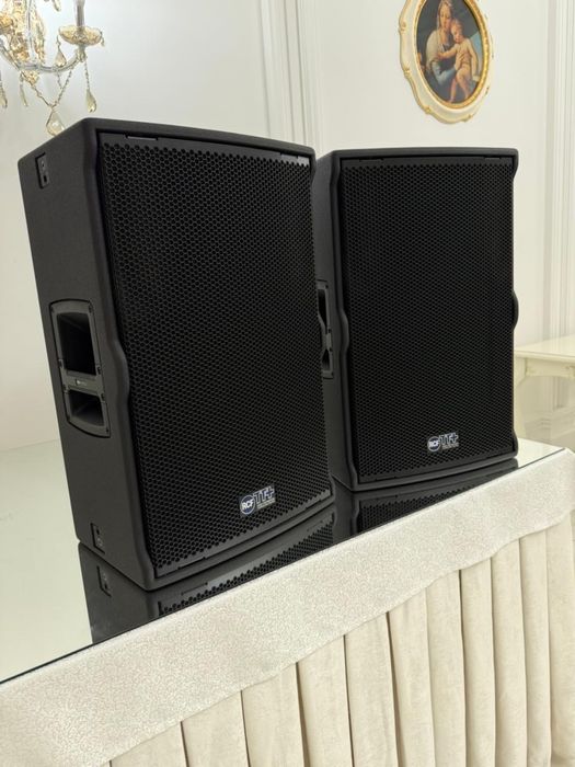 Vand Rcf TT 25 mk2