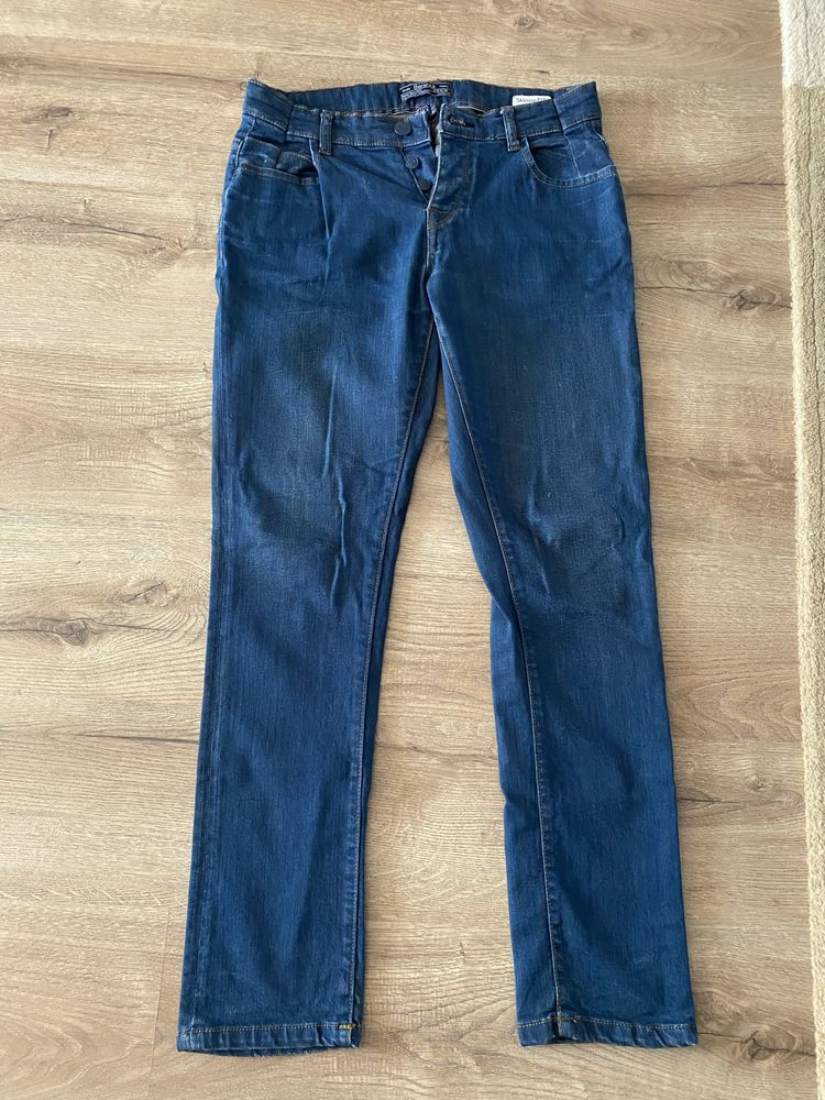 Blugi barbati Bershka Noi, doar spalati
