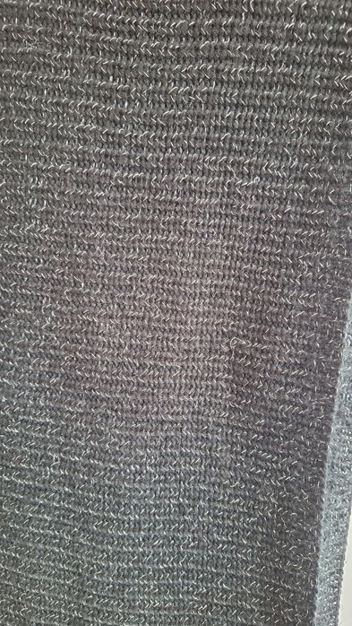 Fular negru cu argintiu model burlan