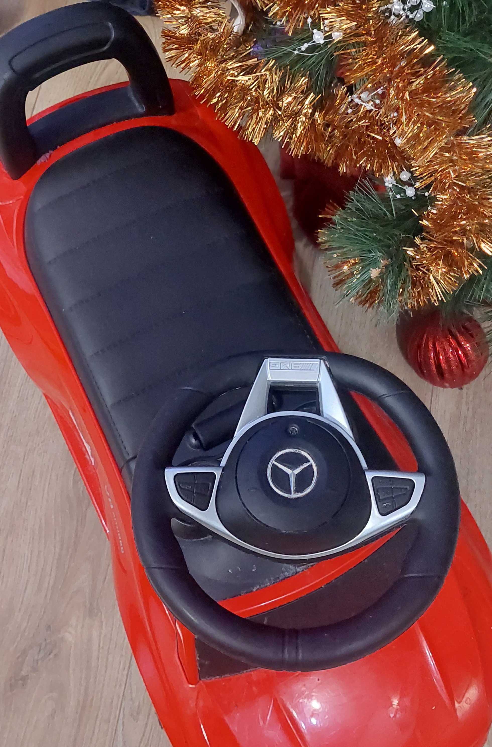Количка за бутане Mercedes Benz C63 червена