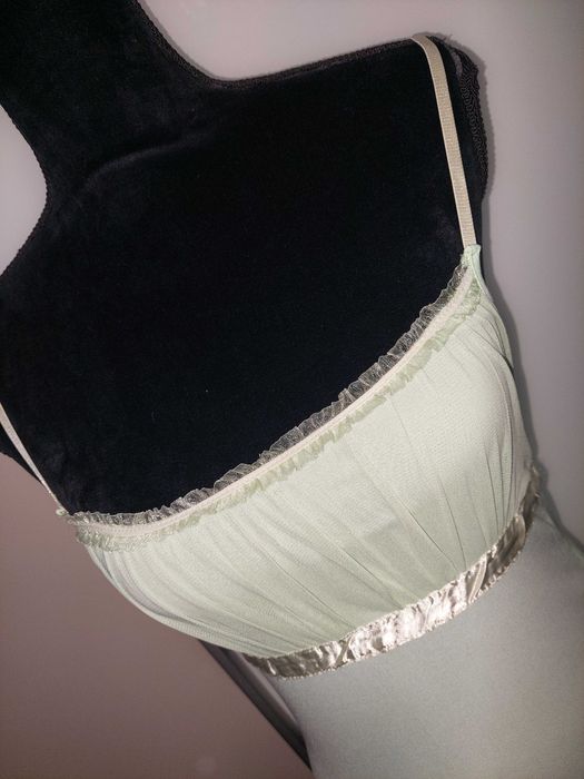 Maiou / neglijeu finuţ vernil TRANSPORT GRATUIT