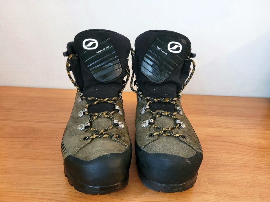 Vând ghete drumetie barbati Scarpa Ribelle TRK GTX, marimea 43