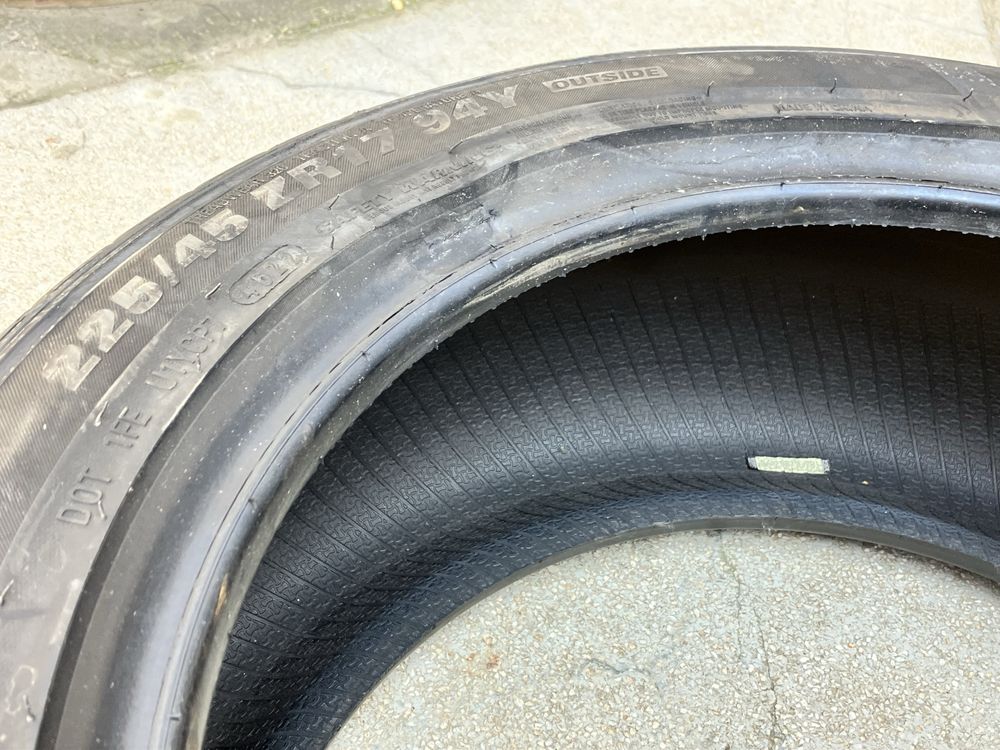 225/45/17 летни KUMHO ECSTA