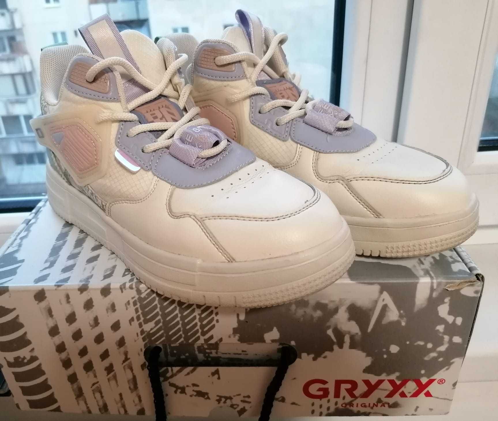 Sneakers Gryxx 38