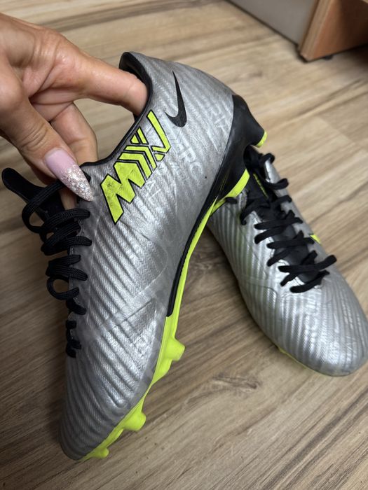 Оригинални бутонки NIKE ZOOM MERCURIAL VAPOR 15 FG/MG ! 38 нф