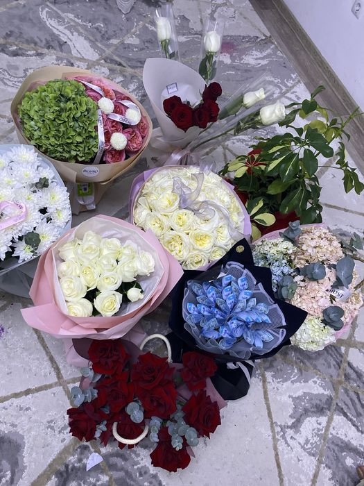 цветы свежие, сегодняшние. цена договорная