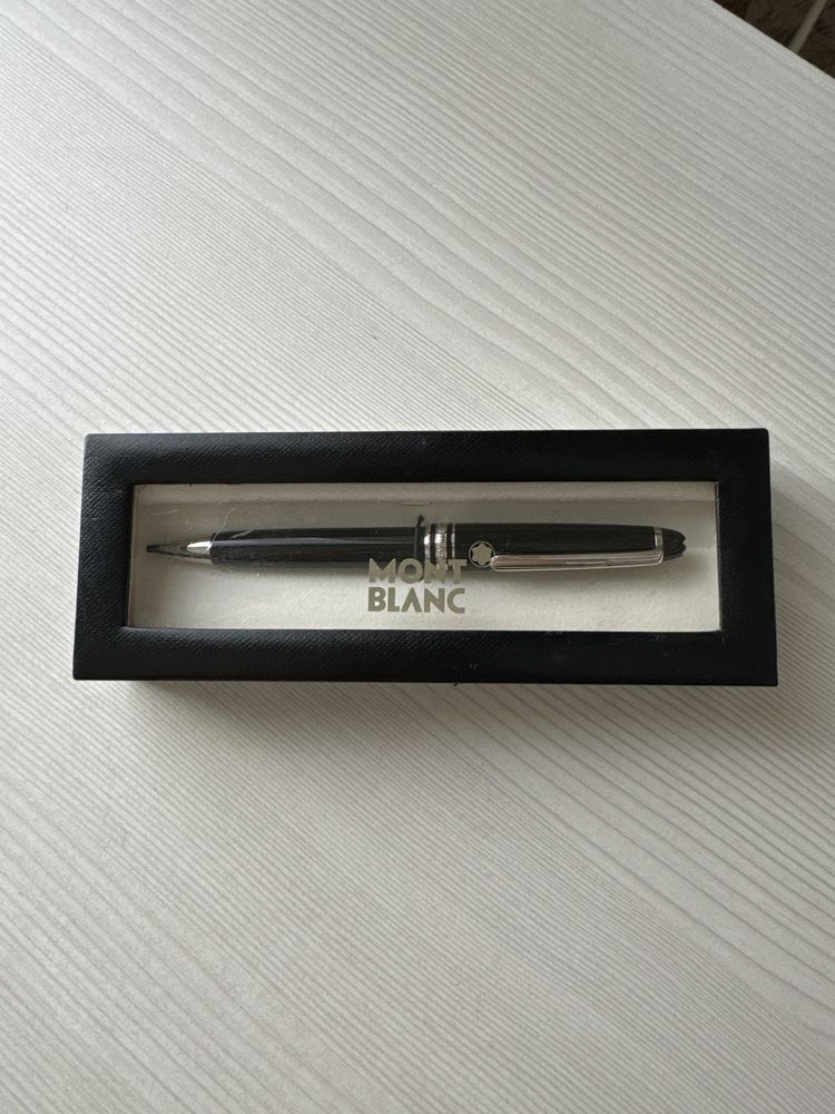 Mont Blanc Ballpoint Platinum line.