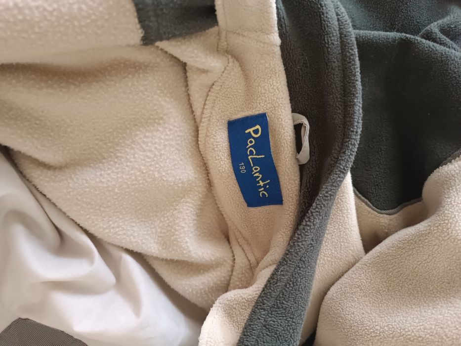 Продаеться подросковая куртка двойка