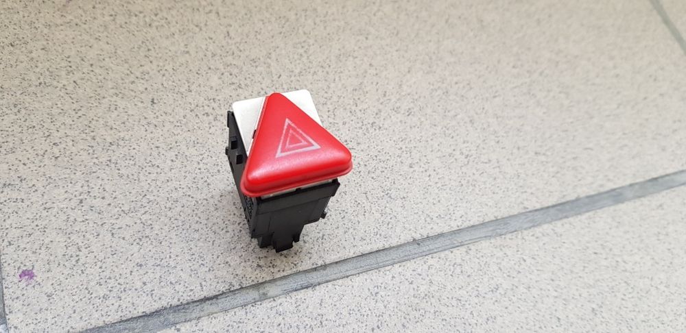 Buton Releu Avarii Avarie Skoda Fabia 1 Vw Volkswagen Golf5