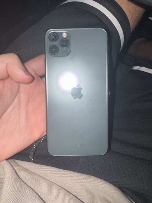 Iphone 11 pro max green