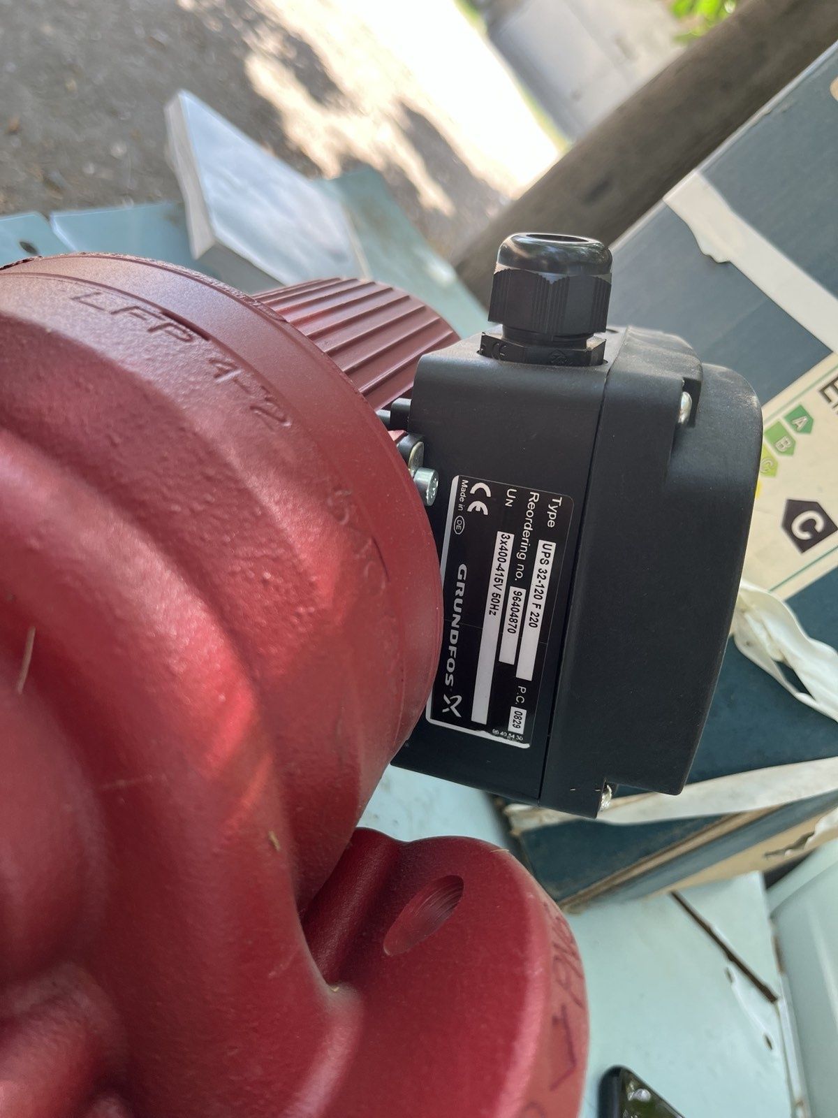 Циркулационна помпа Grundfos UPS 32-120 F 220