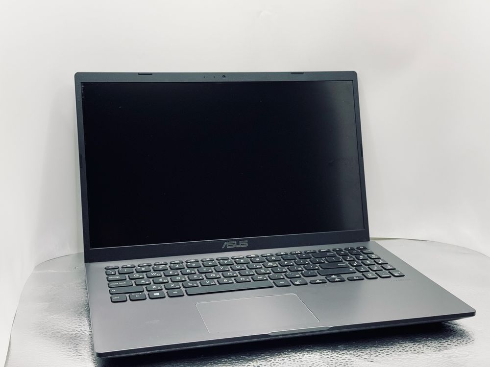 Ноутбук ASUS Core i 3-10 в идеальном состояний
