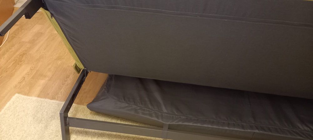 Canapea Ikea extensibilă