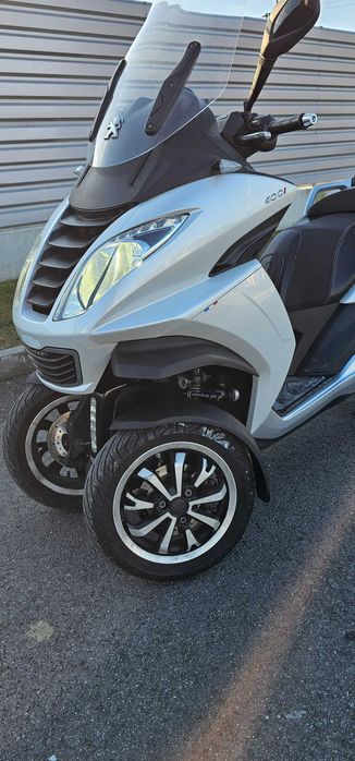 Peugeot/Metropolis/mp3/Cat B/37cp