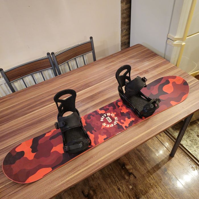 Placa Snowboard Nitro Ripper 116cm Cu legaturi Burton Mission S