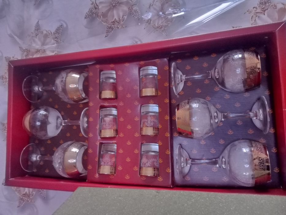 Продам бокалы рюмки