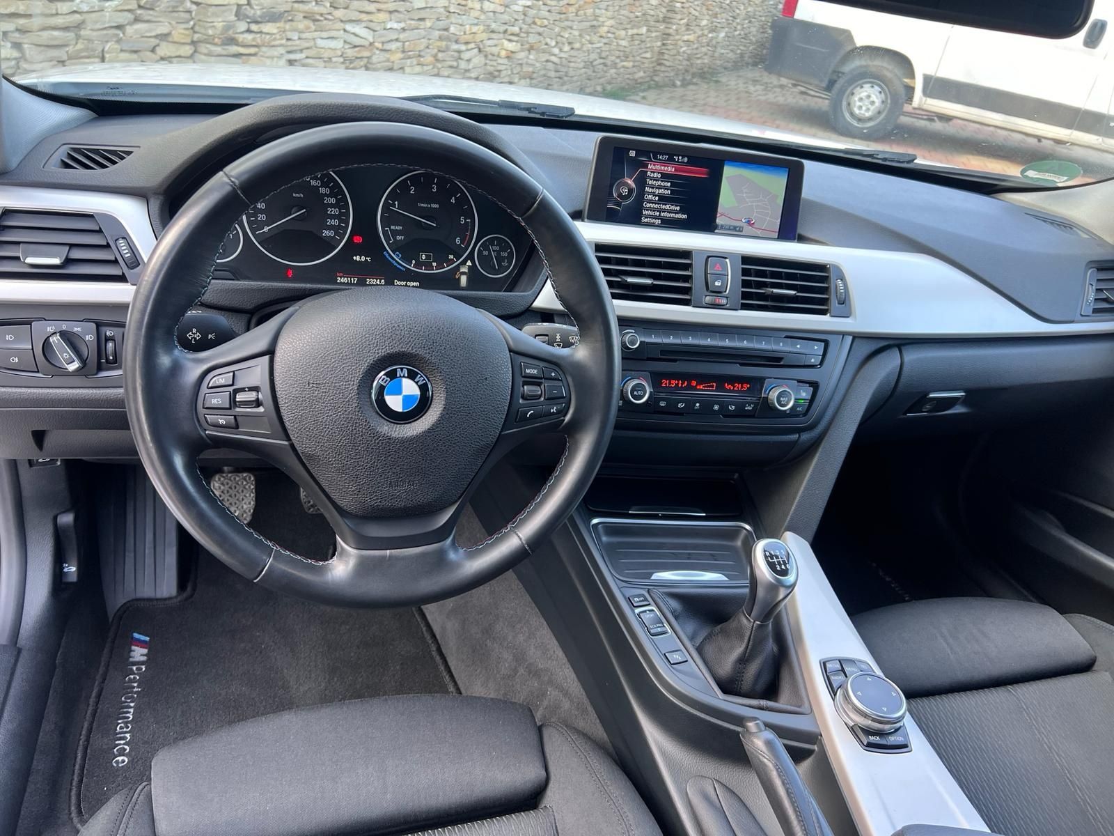 BMW 320D Efficient Dynamics