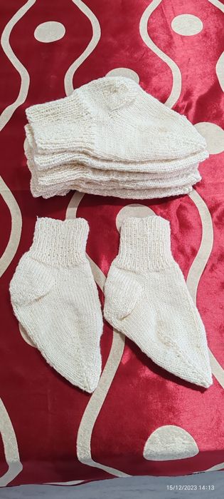 Sosete de lana, confecționati manual