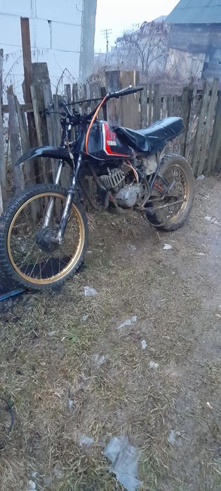 Cross Yamaha DT 80 Mx defect