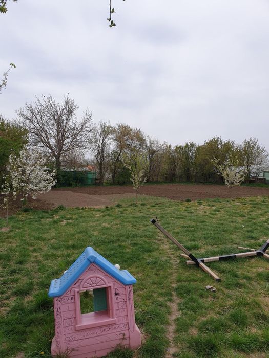 Casa de vanzare in Dridu-Ialomita, curte spatioasa, utilitati, 50km B