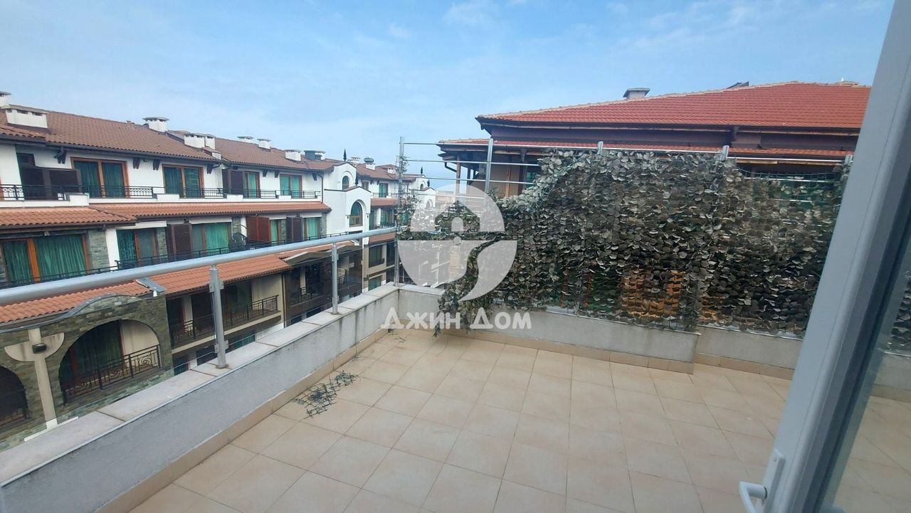 Продава се Четиристаен апартамент в Поморие - 160 кв.м за 1375 €/кв.м - Снимка #11