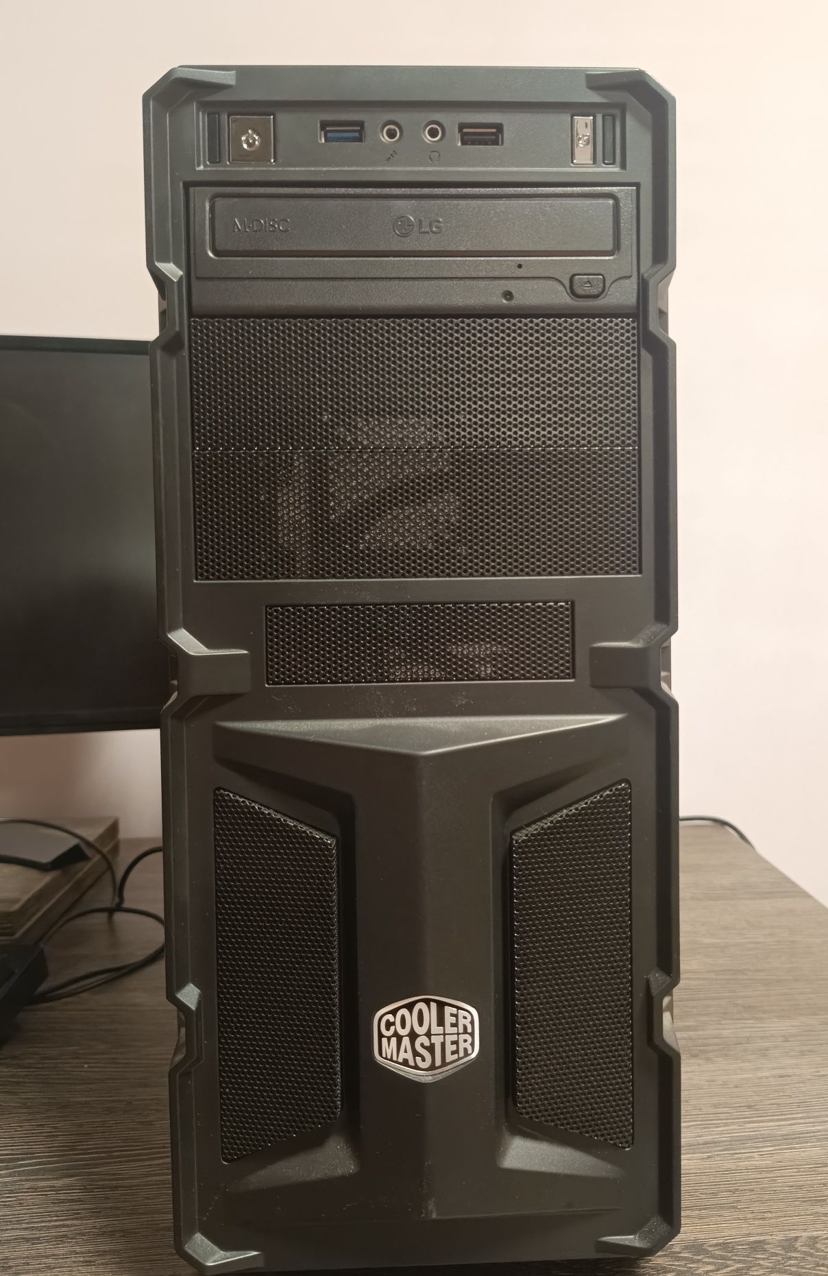 Геймърски компютър i5 7500 3.4 / 1050ti 4gb